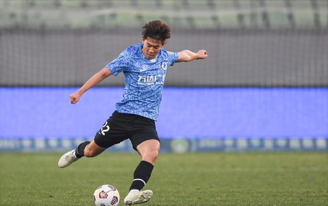 ayx体育官方网站-关于风云突变那不勒斯冲刺阶段门线救险；中超版图或变；底气十足；球探报告显示潜力的信息