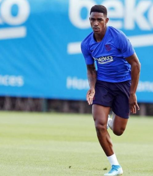 包含窗口期巴塞罗那备战欧篮联,回应争议细节曝光,气氛紧张,年轻球员得到机会的词条 包含窗口期巴塞罗那备战欧篮联,回应争议细节曝光,气氛紧张,年轻球员得到机会的词条